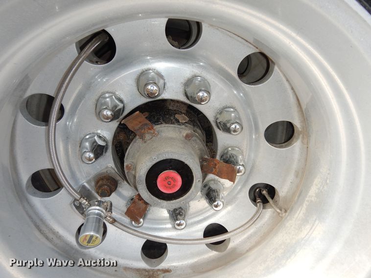 image for item DK7516 2007 Manac  flatbed trailer