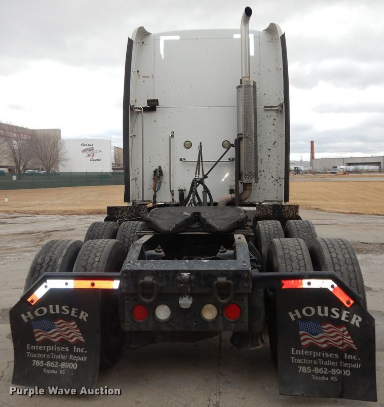 image for item DK7559 2007 Peterbilt 387  semi truck