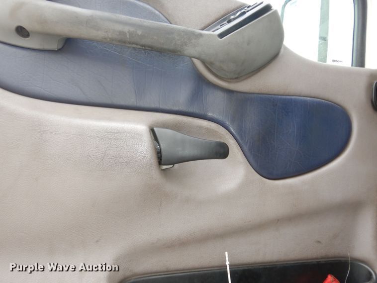 image for item DK7559 2007 Peterbilt 387  semi truck