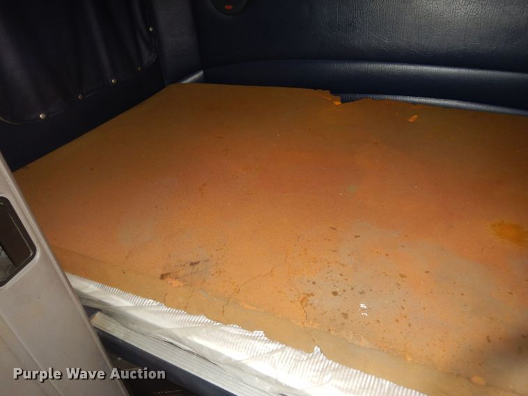 image for item DK7559 2007 Peterbilt 387  semi truck