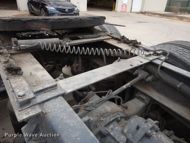 image for item DK7559 2007 Peterbilt 387  semi truck