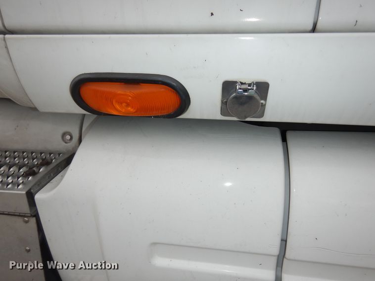 image for item DK7559 2007 Peterbilt 387  semi truck