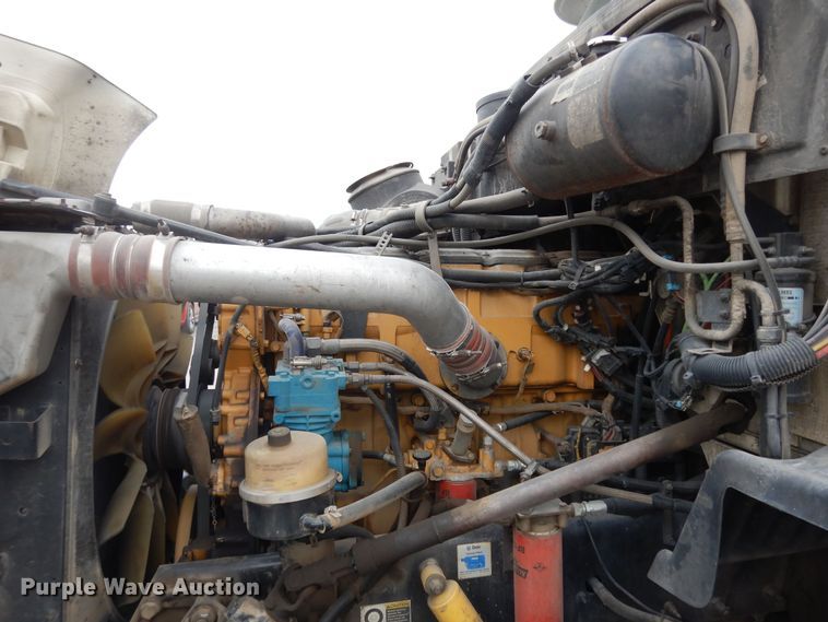 image for item DK7559 2007 Peterbilt 387  semi truck