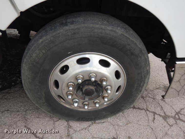 image for item DK7559 2007 Peterbilt 387  semi truck