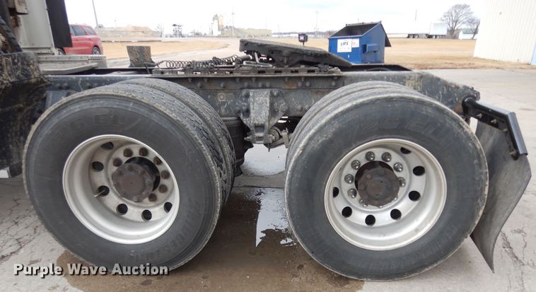 image for item DK7559 2007 Peterbilt 387  semi truck