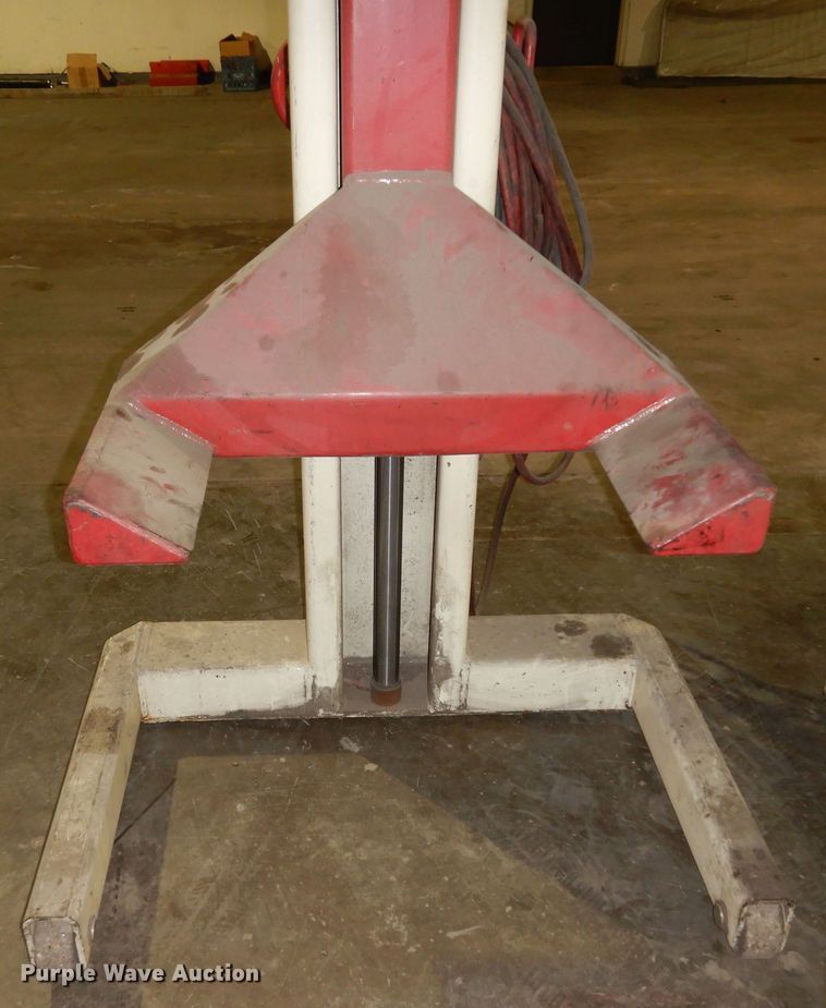 image for item DK7560 2003 Steril Koni ST1072  (4) Steril Koni ST1072 column lifts