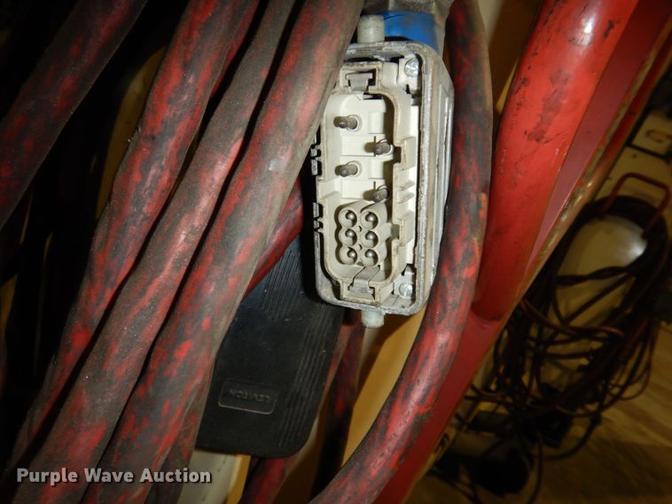 image for item DK7560 2003 Steril Koni ST1072  (4) Steril Koni ST1072 column lifts