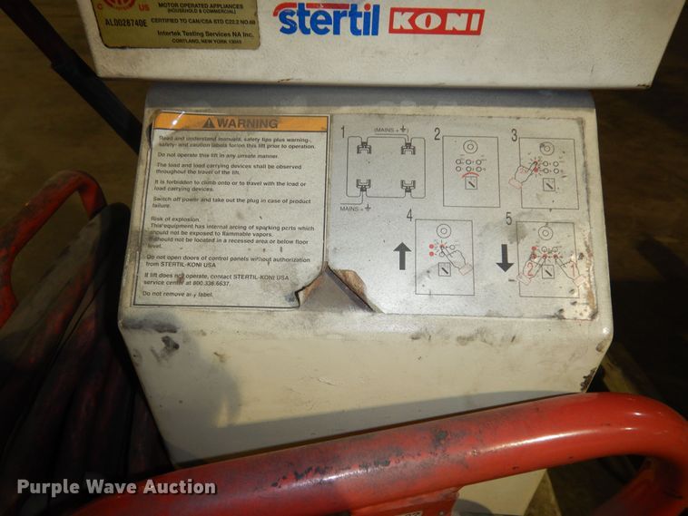 image for item DK7560 2003 Steril Koni ST1072  (4) Steril Koni ST1072 column lifts