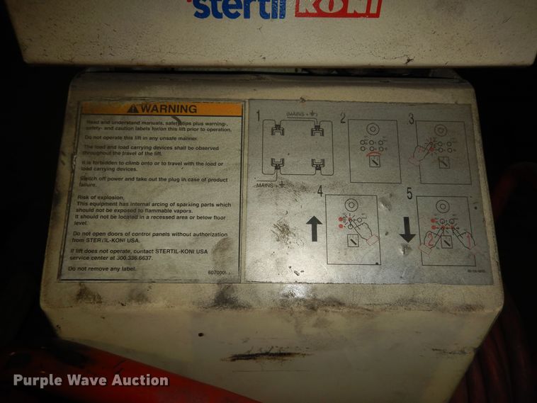 image for item DK7560 2003 Steril Koni ST1072  (4) Steril Koni ST1072 column lifts