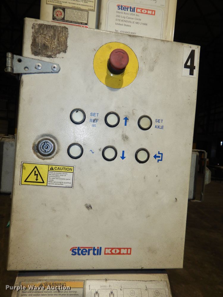 image for item DK7560 2003 Steril Koni ST1072  (4) Steril Koni ST1072 column lifts