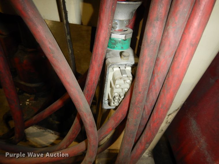 image for item DK7560 2003 Steril Koni ST1072  (4) Steril Koni ST1072 column lifts