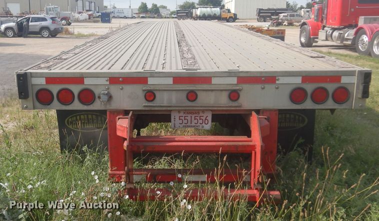 image for item DN0462 2001 Chaparral  flatbed trailer