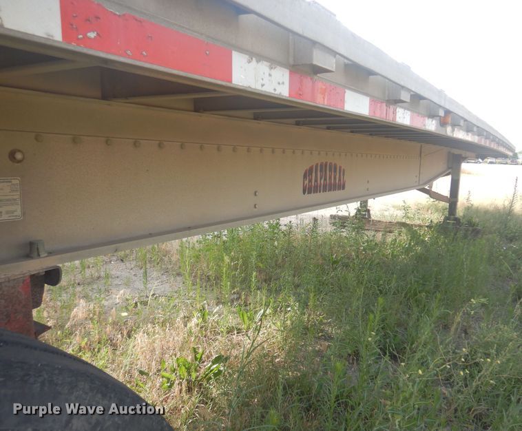 image for item DN0462 2001 Chaparral  flatbed trailer