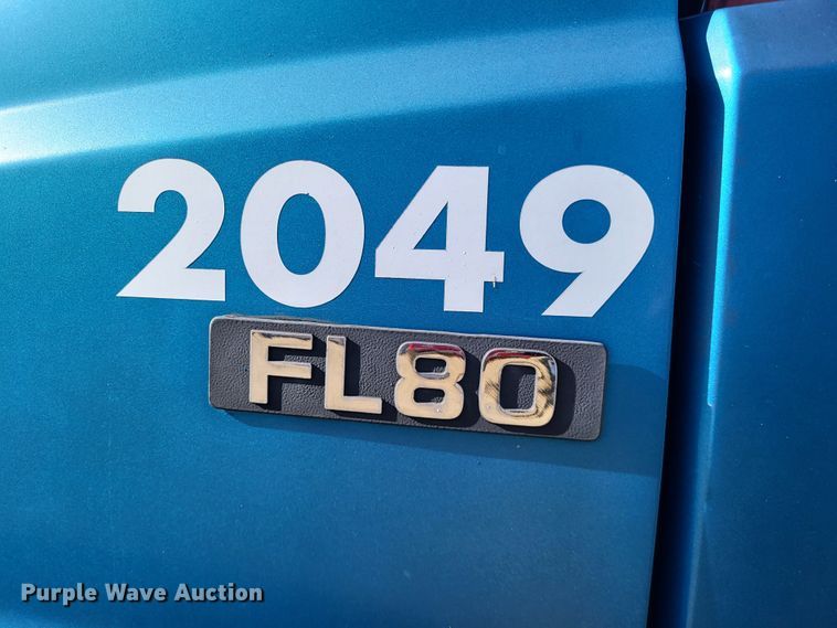 image for item DO3532 2004 Freightliner FL80 flatbed truck