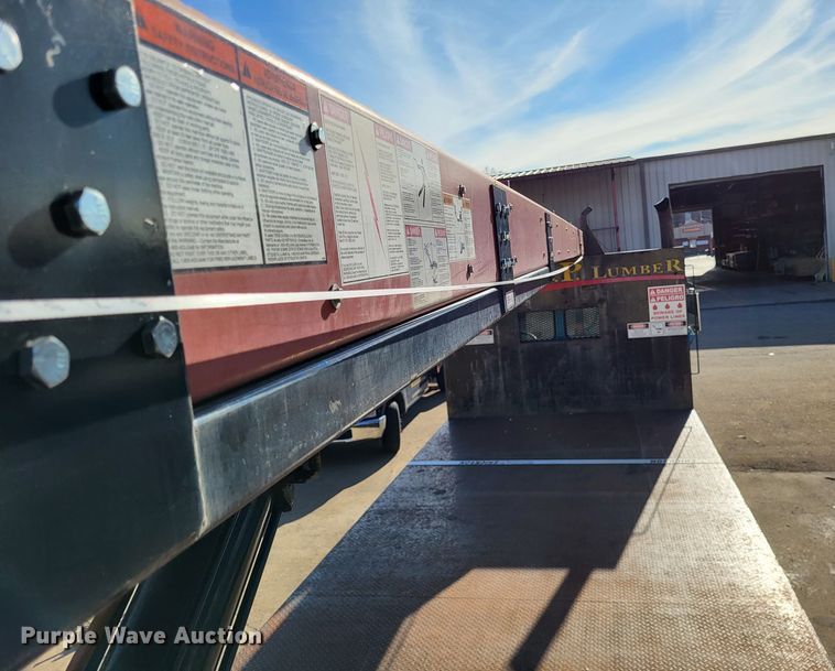 image for item DO3532 2004 Freightliner FL80 flatbed truck