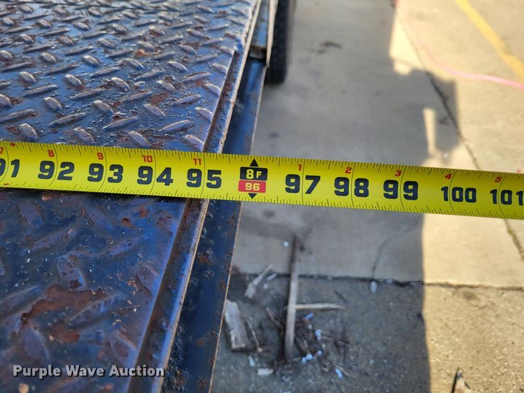 image for item DO3532 2004 Freightliner FL80 flatbed truck