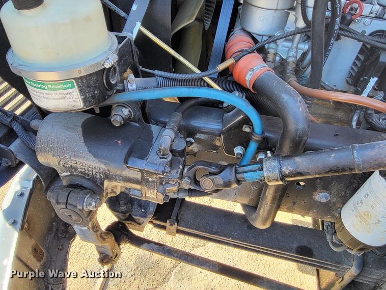 image for item DO3532 2004 Freightliner FL80 flatbed truck