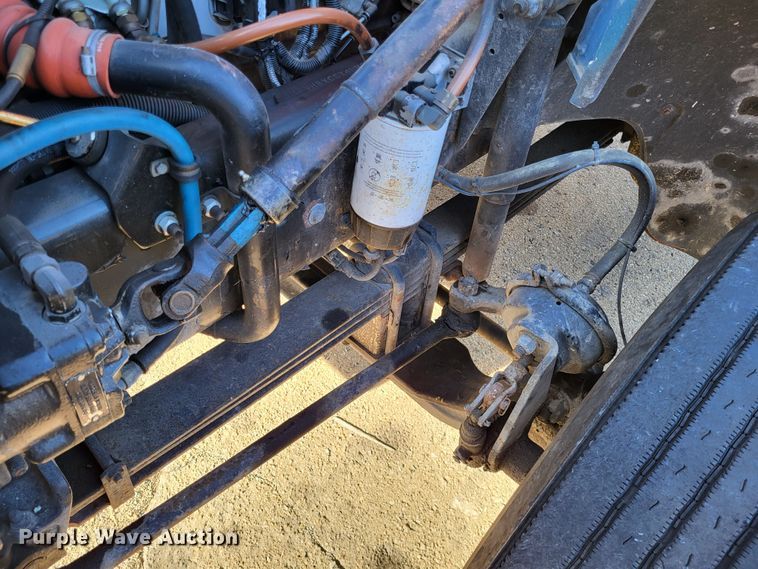 image for item DO3532 2004 Freightliner FL80 flatbed truck