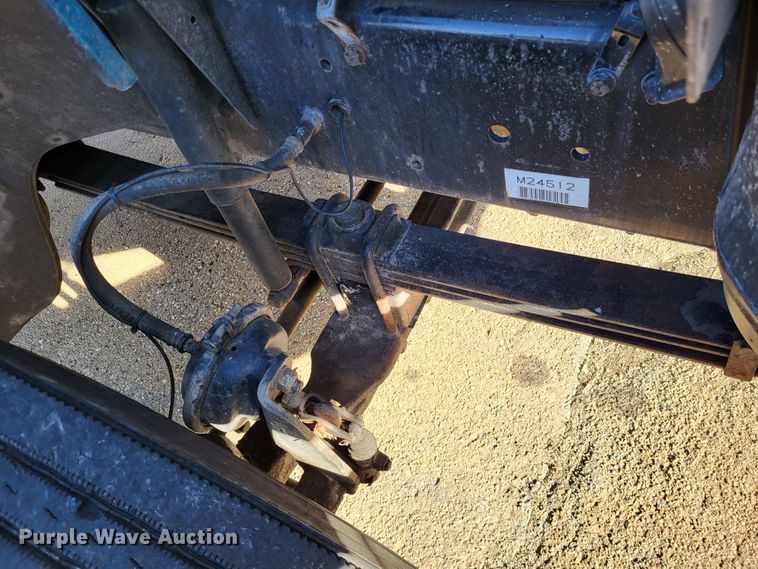 image for item DO3532 2004 Freightliner FL80 flatbed truck