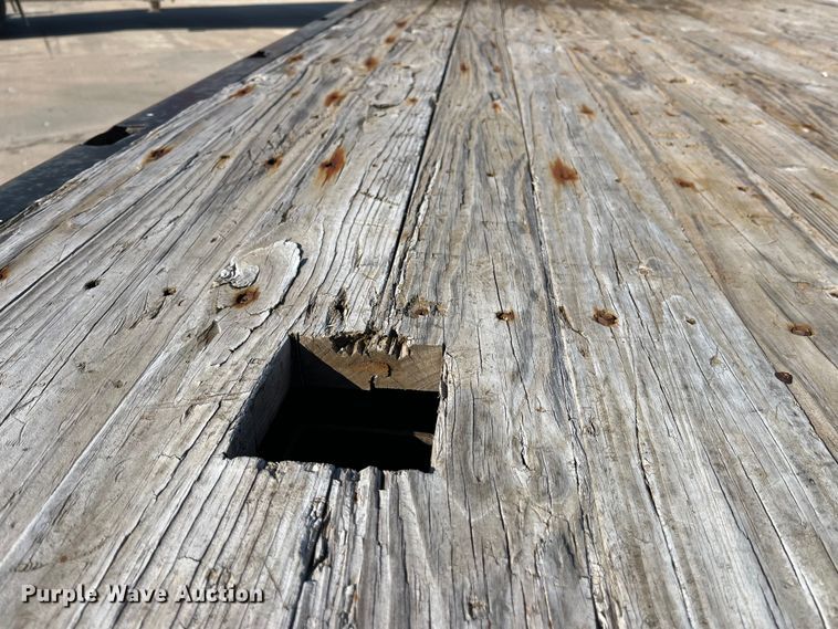 image for item DP0456 1995 International 4900  dump flatbed truck