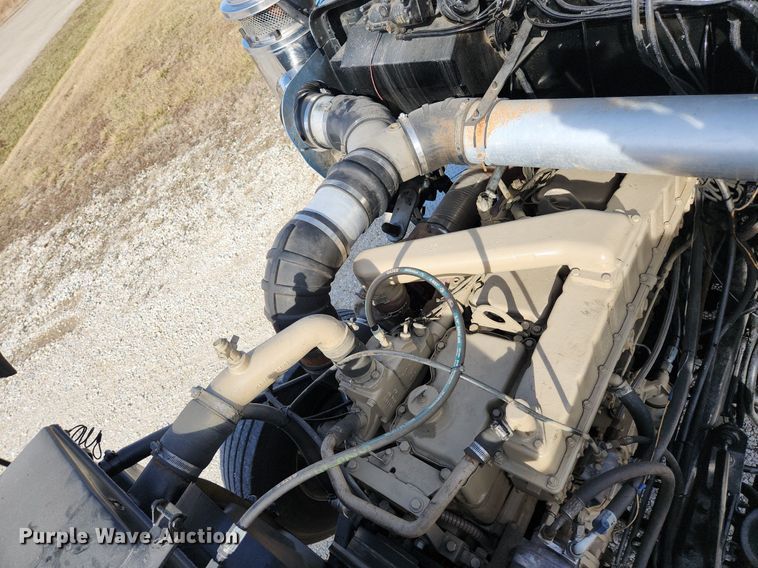 image for item EA9438 1984 Kenworth W900  semi truck