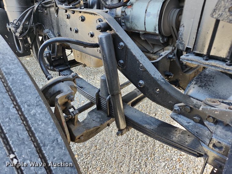 image for item EA9438 1984 Kenworth W900  semi truck