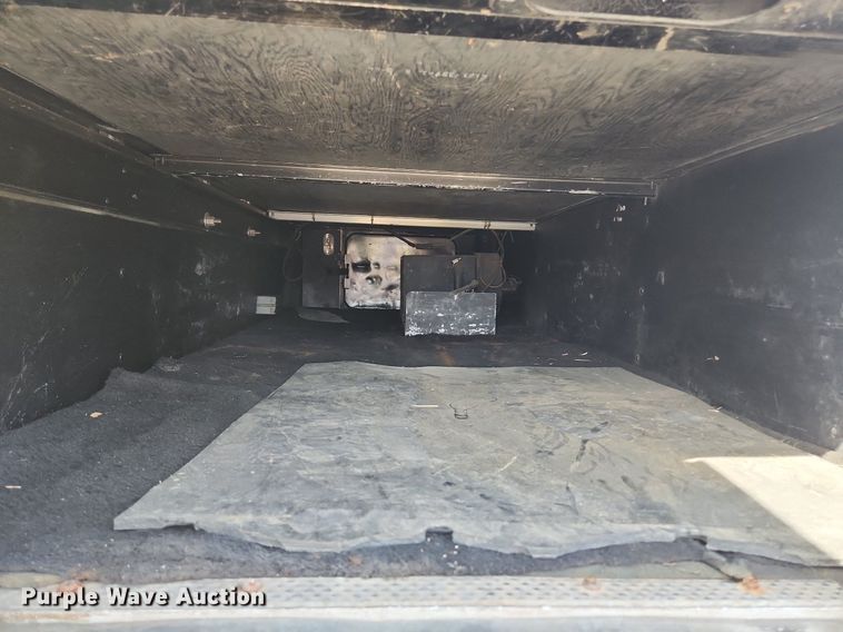 image for item EA9438 1984 Kenworth W900  semi truck