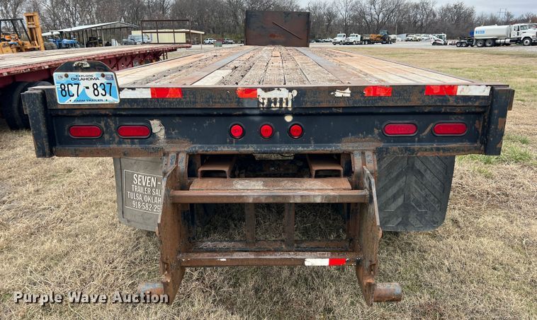 image for item ID9271 1999 Fruehauf  flatbed trailer