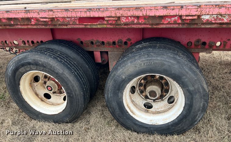 image for item ID9272 1995 Transcraft TL2000  flatbed trailer