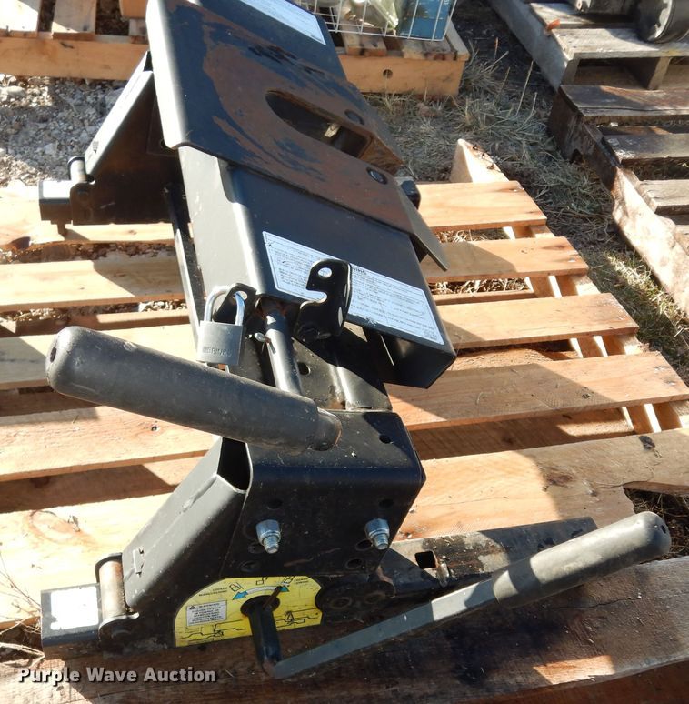 image for item JR9015 Reese  fifth wheel plate