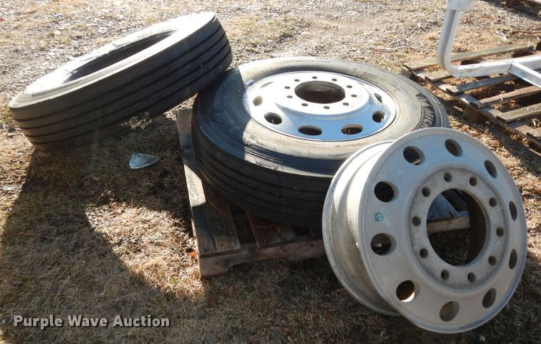 image for item JR9018 Tires and wheels