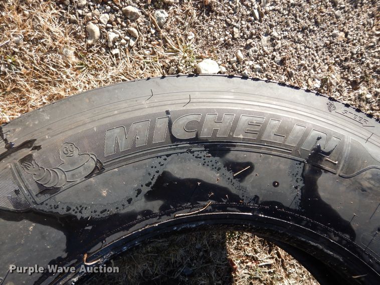 image for item JR9018 Tires and wheels