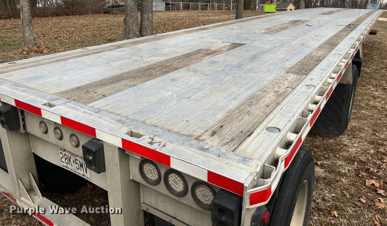 image for item JU9694 2003 Ravens 1748H95  flatbed trailer