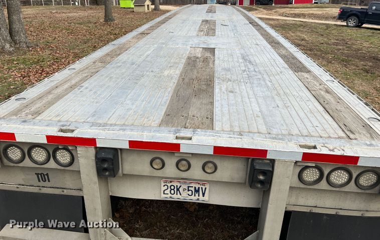 image for item JU9694 2003 Ravens 1748H95  flatbed trailer