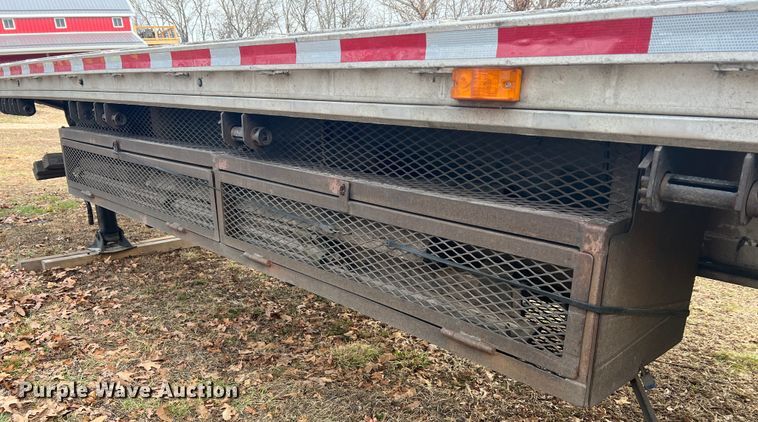 image for item JU9694 2003 Ravens 1748H95  flatbed trailer
