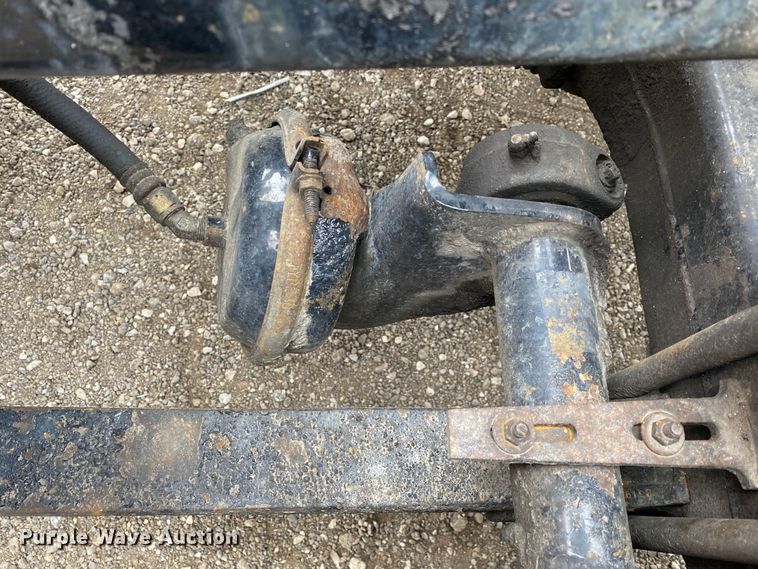 image for item JW9216 2000 Freightliner FLD  semi truck