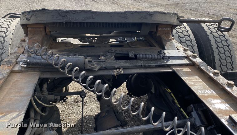 image for item JW9217 2005 Sterling A-Line  semi truck