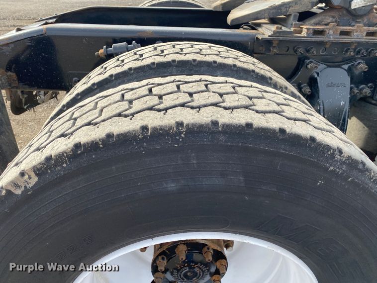 image for item JW9217 2005 Sterling A-Line  semi truck