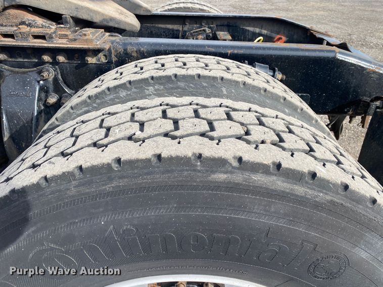 image for item JW9217 2005 Sterling A-Line  semi truck