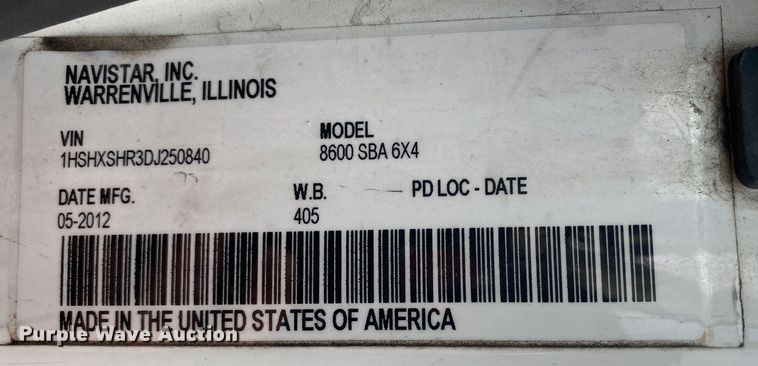 image for item JW9222 2013 International 8600  semi truck