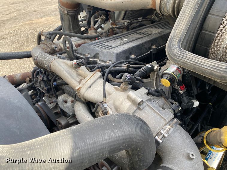 image for item JW9224 2016 International ProStar Plus  semi truck