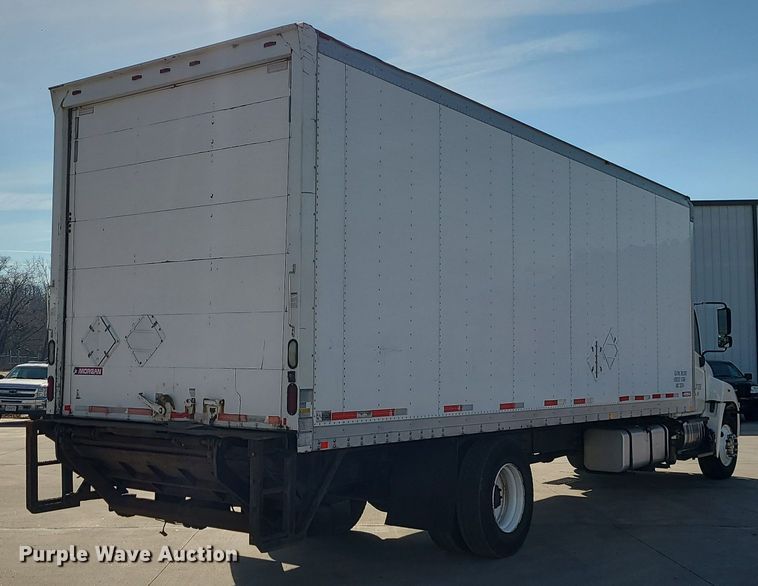 image for item JW9750 2013 Hino 268  box truck