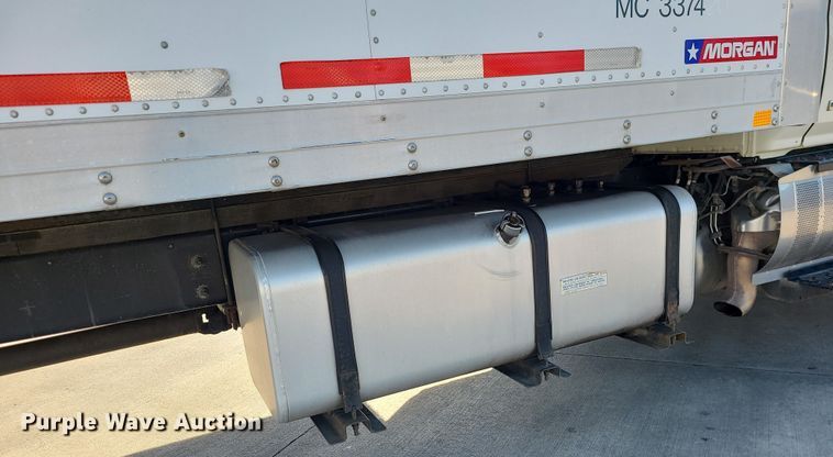 image for item JW9750 2013 Hino 268  box truck