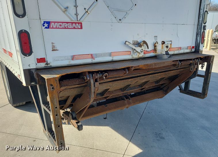 image for item JW9750 2013 Hino 268  box truck