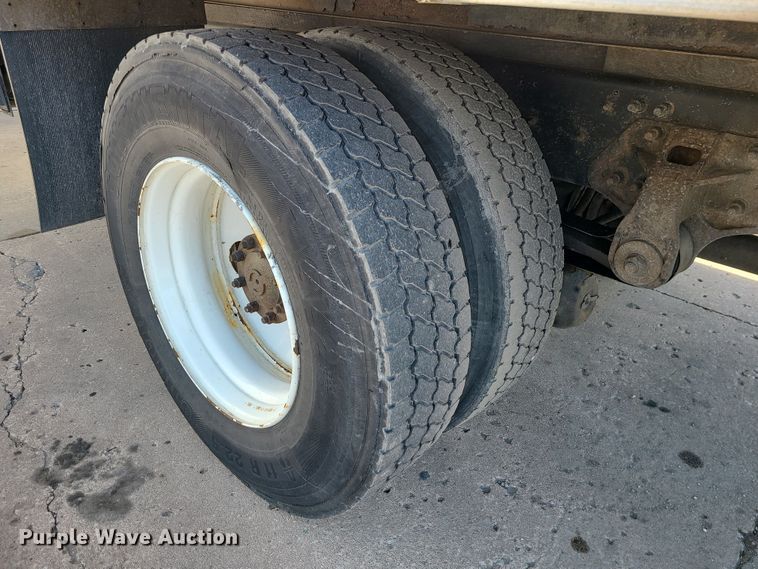 image for item JW9750 2013 Hino 268  box truck