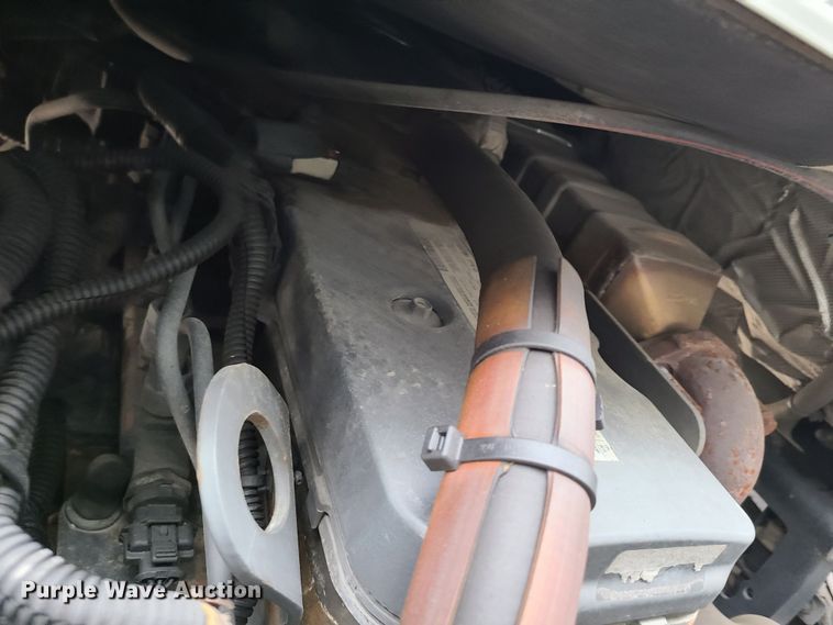 image for item JW9777 2013 Kenworth K270  box truck