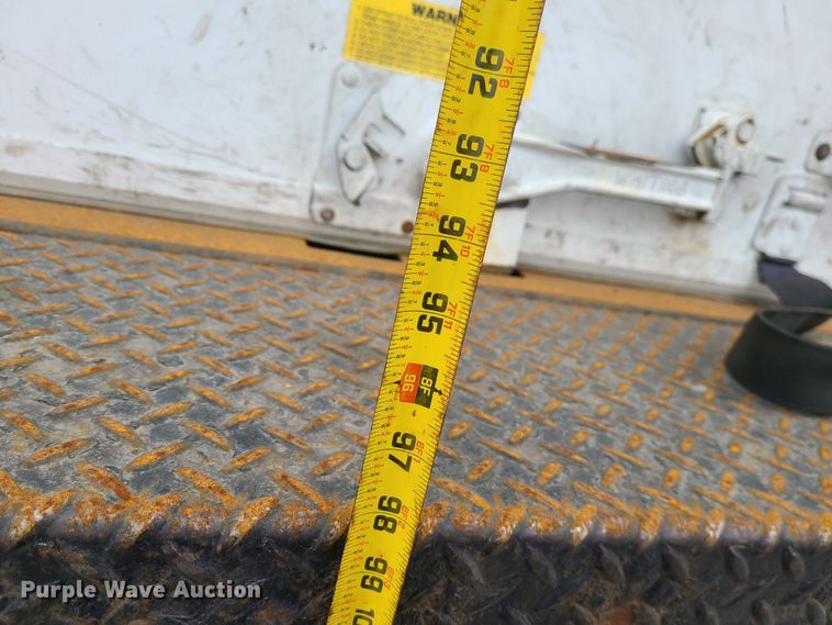 image for item JW9777 2013 Kenworth K270  box truck