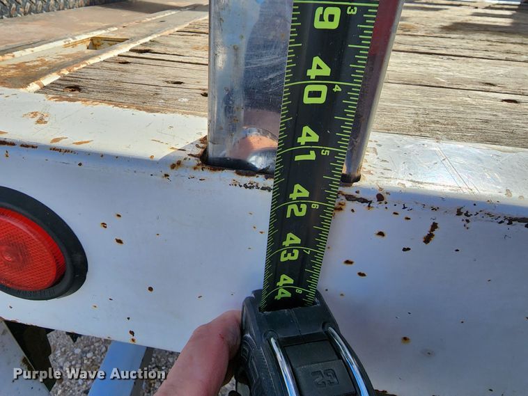 image for item KC9712 2012 Ford F450 Super Duty  flatbed truck