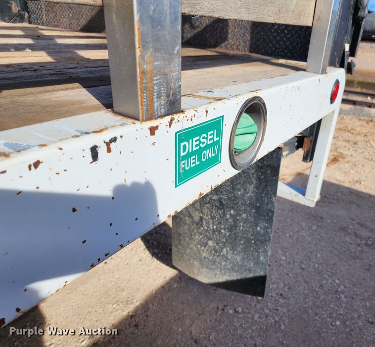 image for item KC9712 2012 Ford F450 Super Duty  flatbed truck