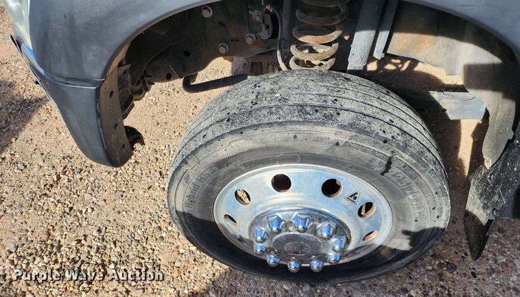 image for item KC9712 2012 Ford F450 Super Duty  flatbed truck